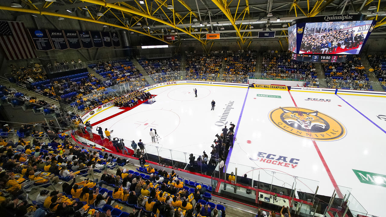 M&T Bank Arena filled with Quinnipiac mens ice hockey fans for the pep rally