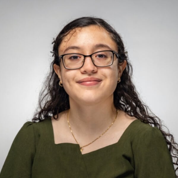 Headshot of Katherine Contreras