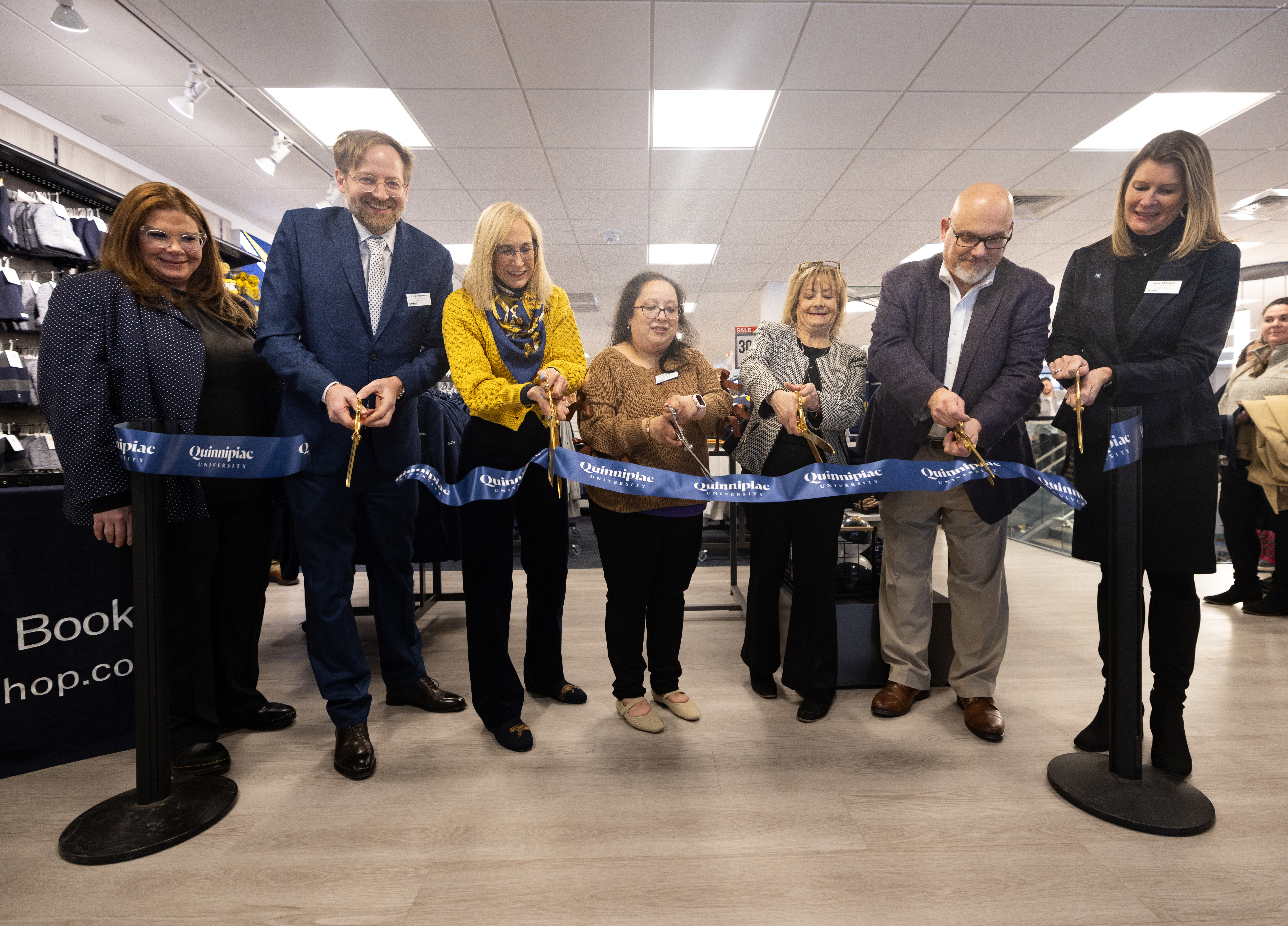 Quinnipiac's bookstore ribbon cutting