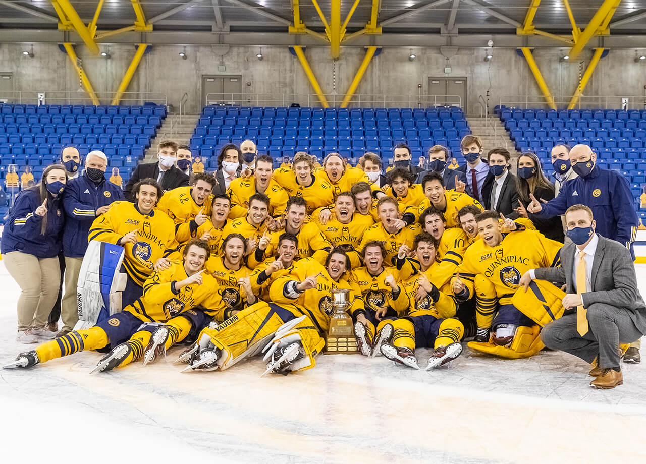Men's ice hockey team with Cleary Cup