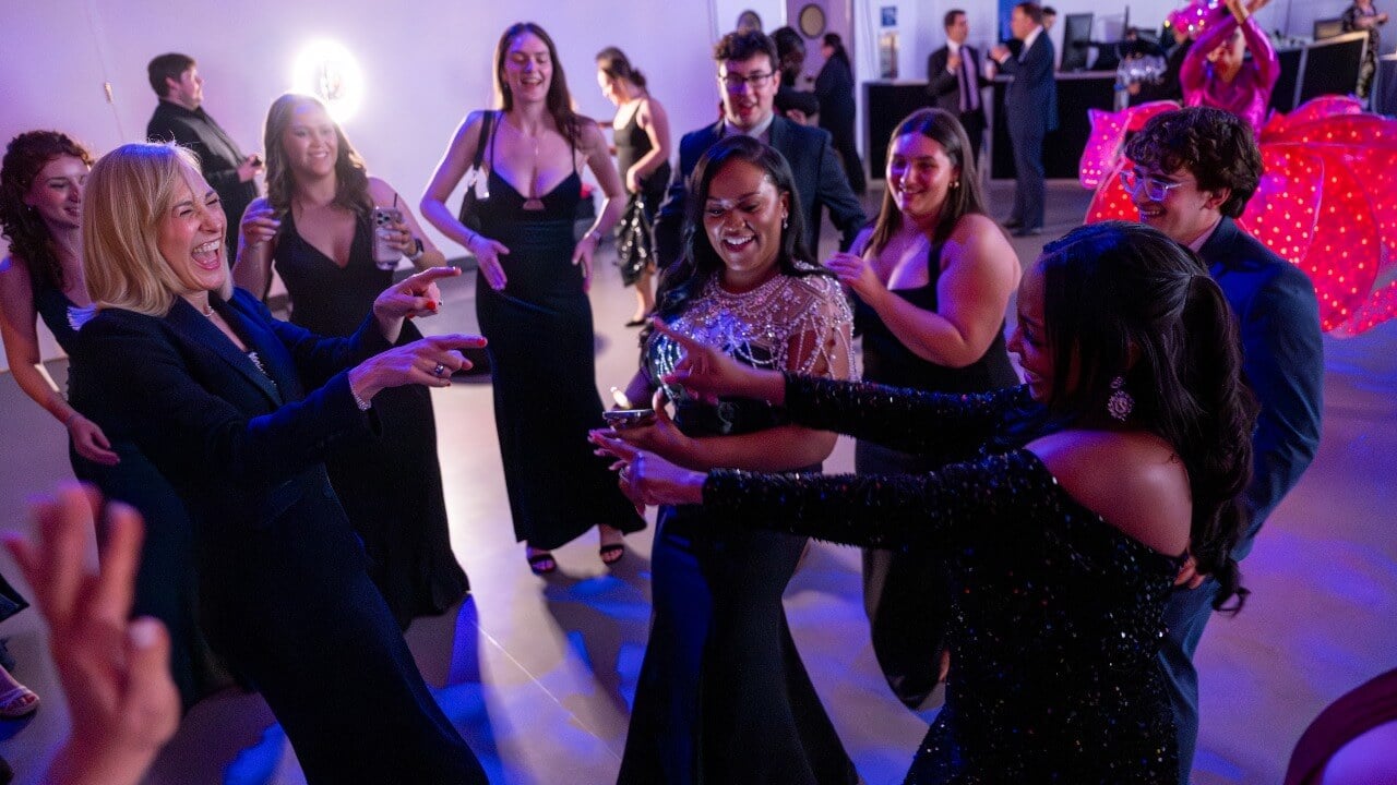Individuals dancing at the Quinnipiac Gala