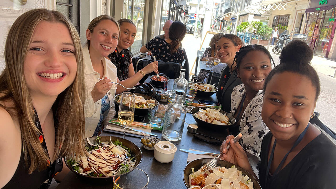 Students go out to eat together while abroad in Cannes, France