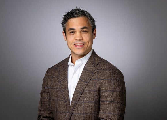 English Professor Daniel Hunt