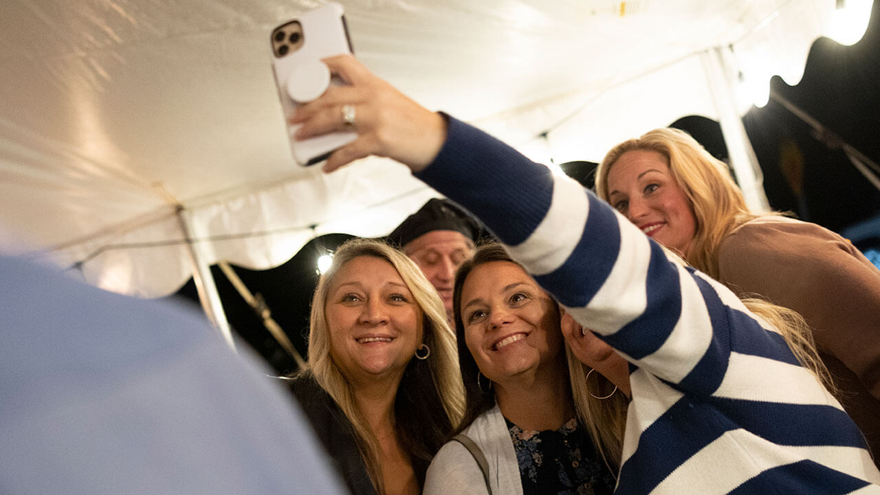 Alumnae take a selfie at Bobcat Weekend
