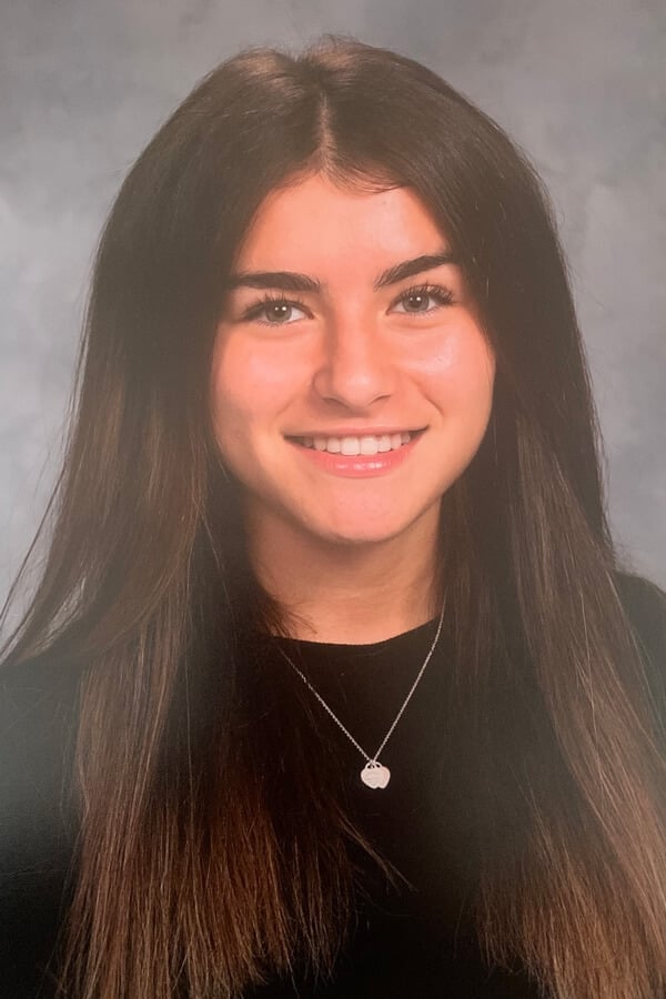 Headshot of Ayla Sadzak.