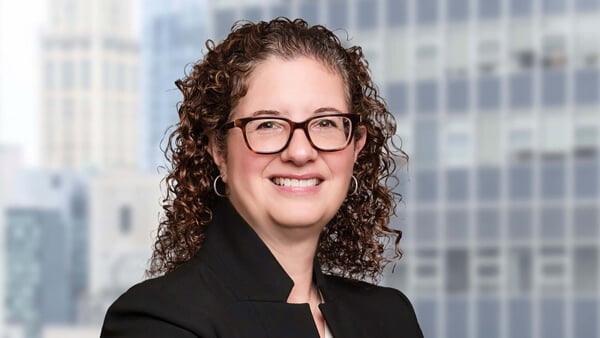 Joy Maini, JD '06, headshot