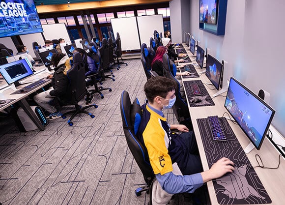 students on computers in a computer lab